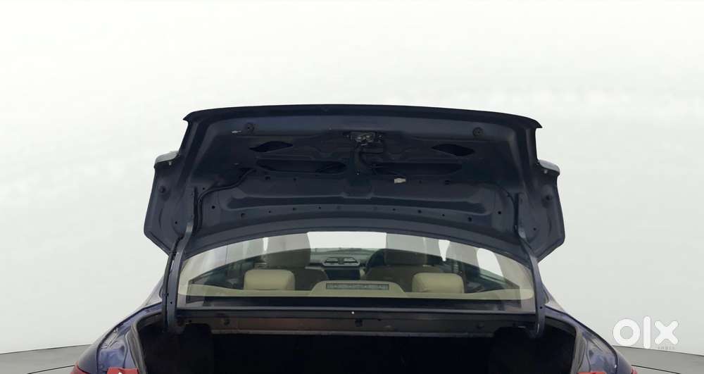 Maruti Suzuki Swift Dzire 1.2 Vxi Bsiv, 2021, Petrol