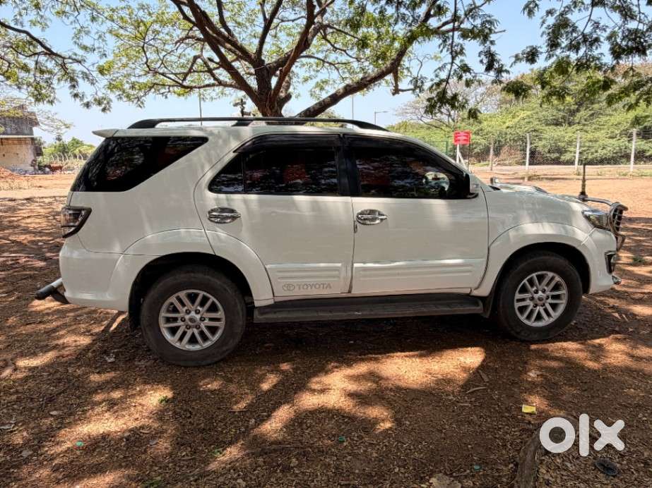 Toyota Fortuner 2011-2016 4x2 At, 2012, Diesel