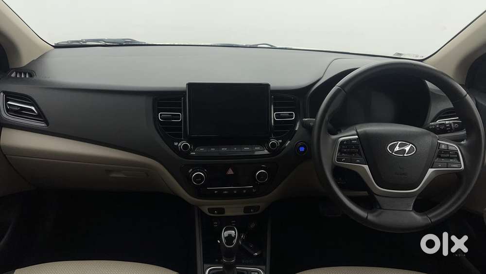 Hyundai Verna 1.5 Sx (o) Vtvt Ivt, 2022, Petrol