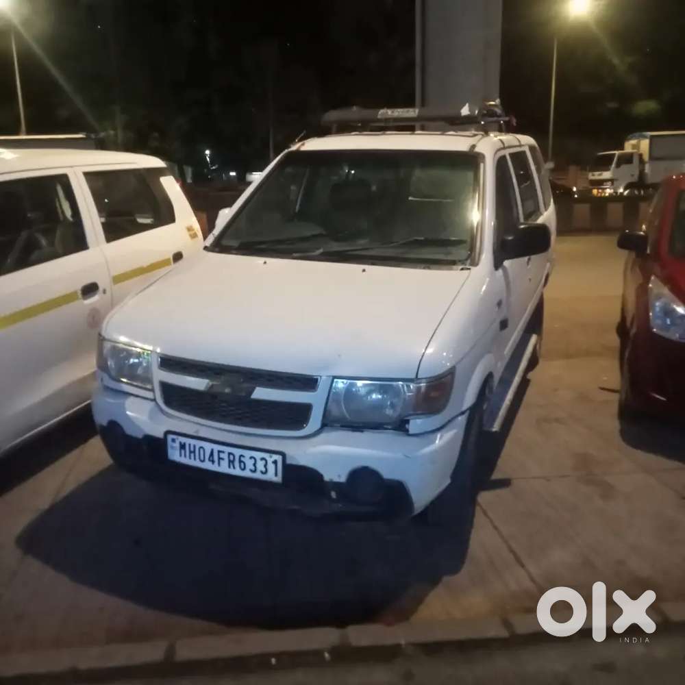 Chevrolet Tavera Neo 2012