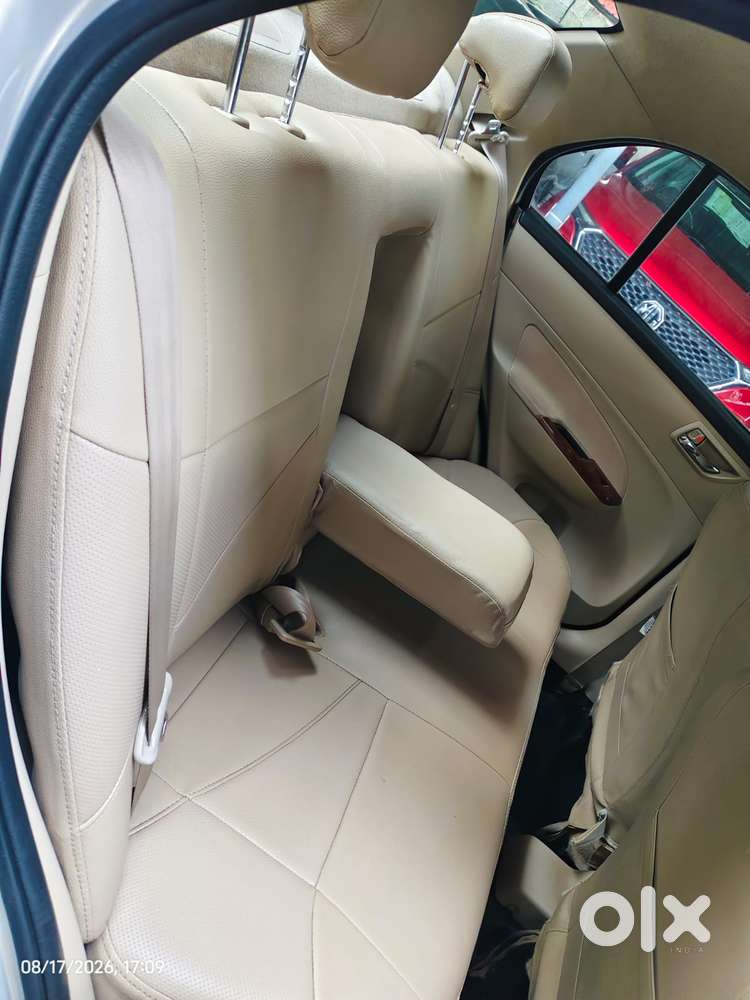 Maruti Suzuki Swift Dzire Vxi Optional, 2015, Petrol