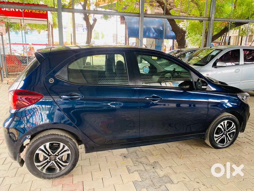 Tata Tiago, 2023, Petrol