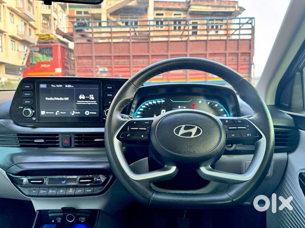 Hyundai I20 Asta 1.2 Mt Dual Tone, 2023, Petrol