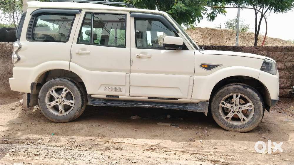 Mahindra Scorpio Vlx 2014