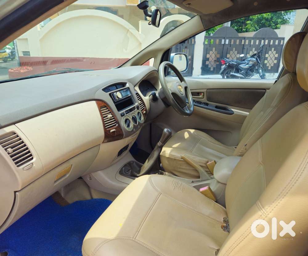 Toyota Innova 2.5 G (diesel) 8 Seater, 2006, Diesel