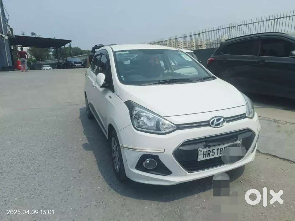 Hyundai Xcent Petrol 2015 Year