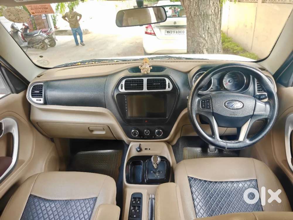 Mahindra Tuv 300 T8 Amt, 2015, Diesel