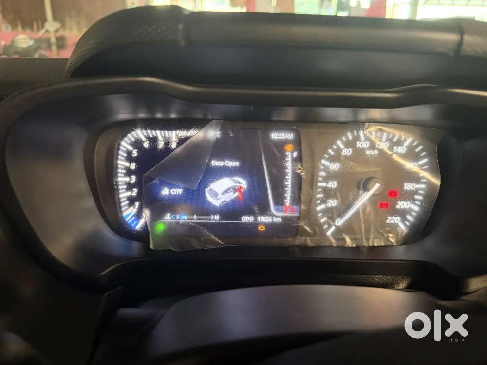Tata Altroz Dark Petrol 2023