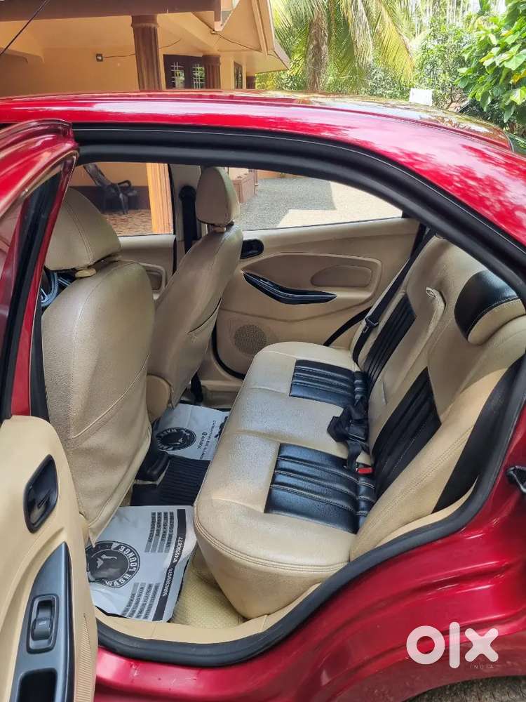 Ford Aspire Titanium Blu 2017