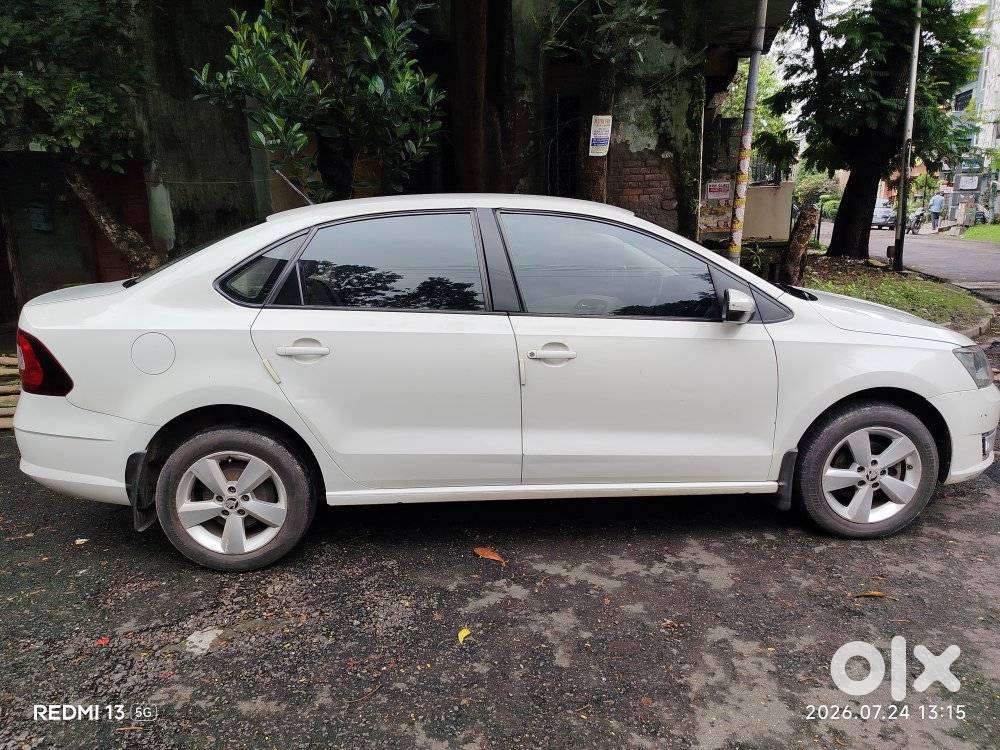 Skoda Rapid 1.6 Ambition Plus Mpi, 2017, Petrol