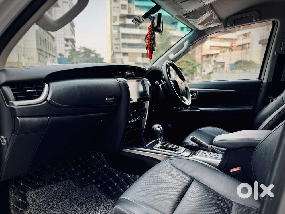 Toyota Fortuner 4x2 At 2.7 Petrol, 2022, Petrol