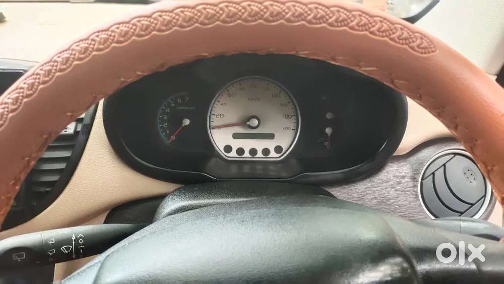 Aage Ke Dono Tyre New  Aur Prpar Work Bhi Pura Kra Denge Condition Okk