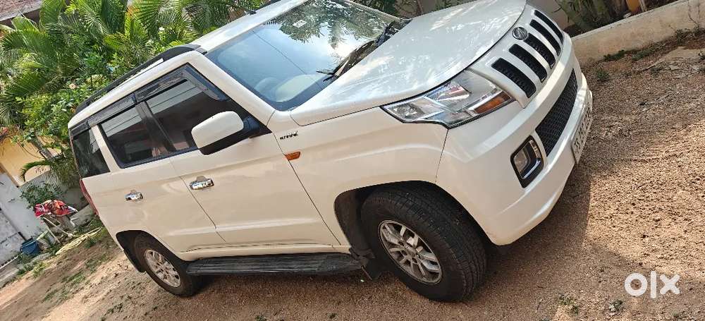 Mahindra Tuv 300 T8 2017 Diesel 76300 Km Driven