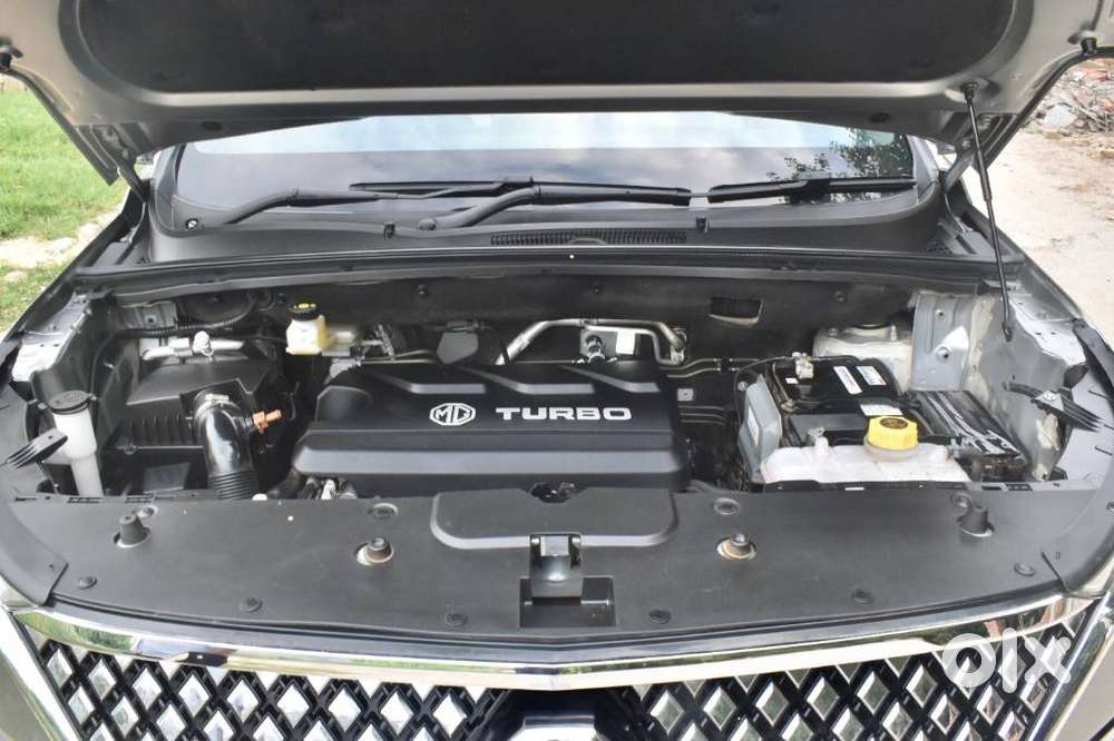 Mg Hector Plus Sharp Pro 1.5 Turbo Petrol Cvt 6 Str, 2025, Petrol
