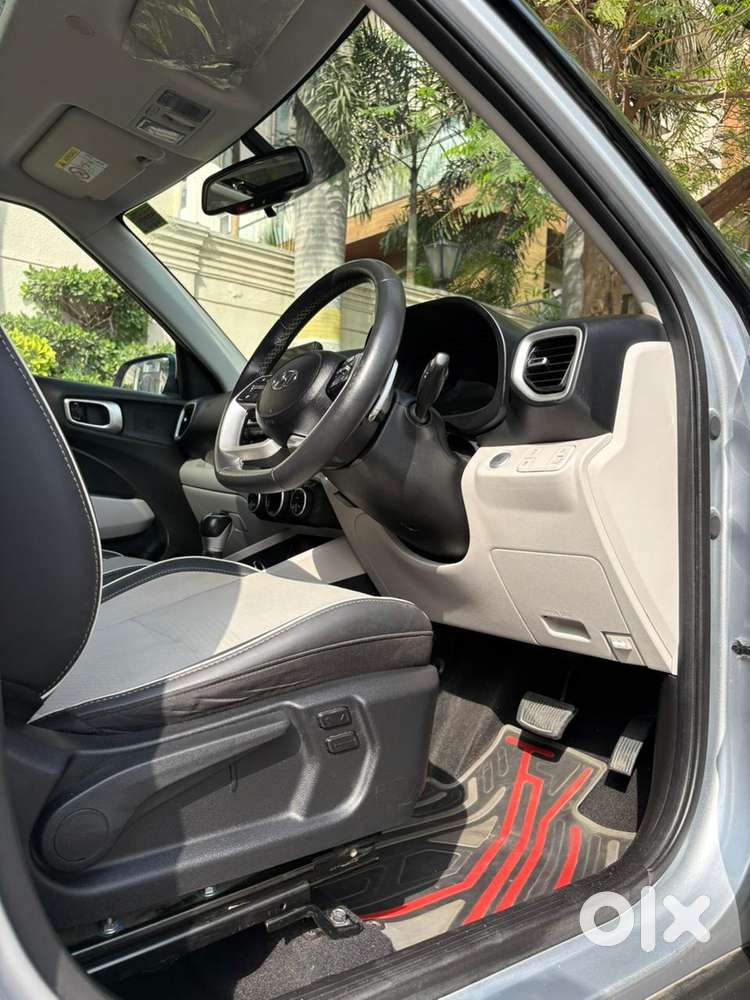 Hyundai Venue 1.0 Sx (o) Turbo Dct, 2023, Petrol