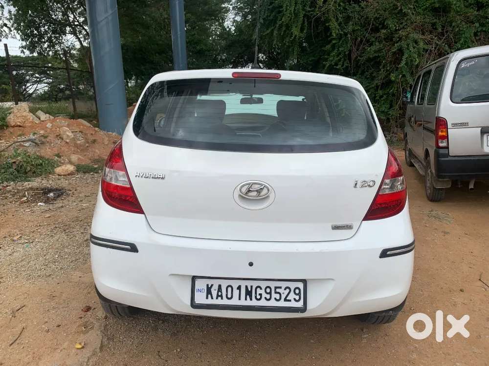 Hyundai I20 Sportz Crdi 2011