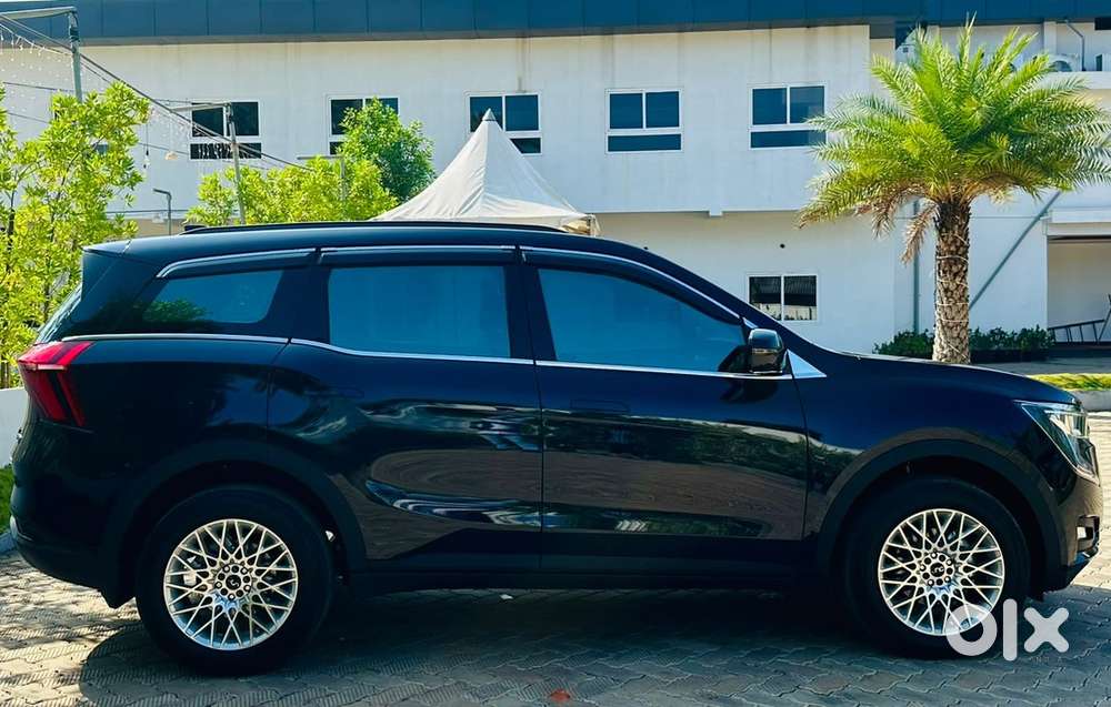 Doctor Driven Xuv 700 Mt 5str Diesel 2023 Dec