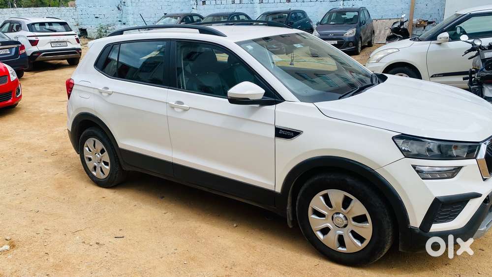 Skoda Kushaq 1.0 Tsi Ambition, 2022, Petrol