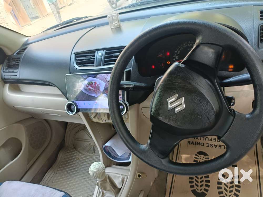 Maruti Suzuki Swift Dzire 1.2 Lxi Bsiv, 2016, Cng & Hybrids