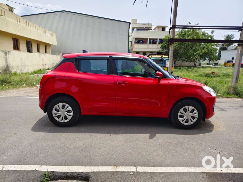 Maruti Suzuki Swift Vxi, 2022, Petrol