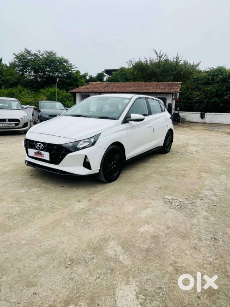 Hyundai I20 Sportz Plus Cvt, 2022, Petrol