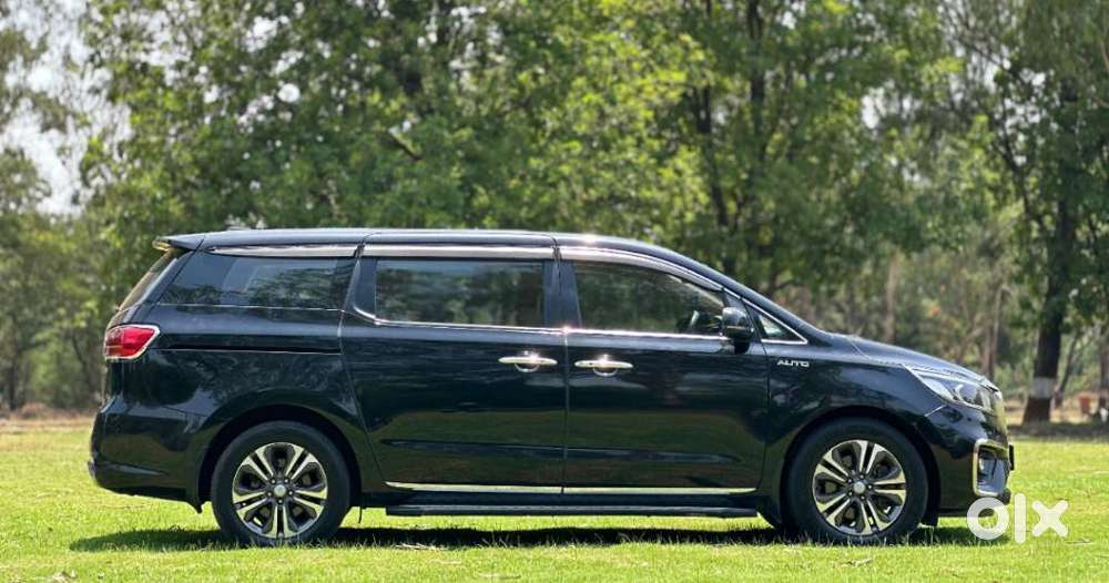 Kia Carnival Premium, 2021, Diesel