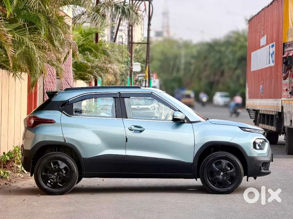 Tata Punch, 2025, Petrol
