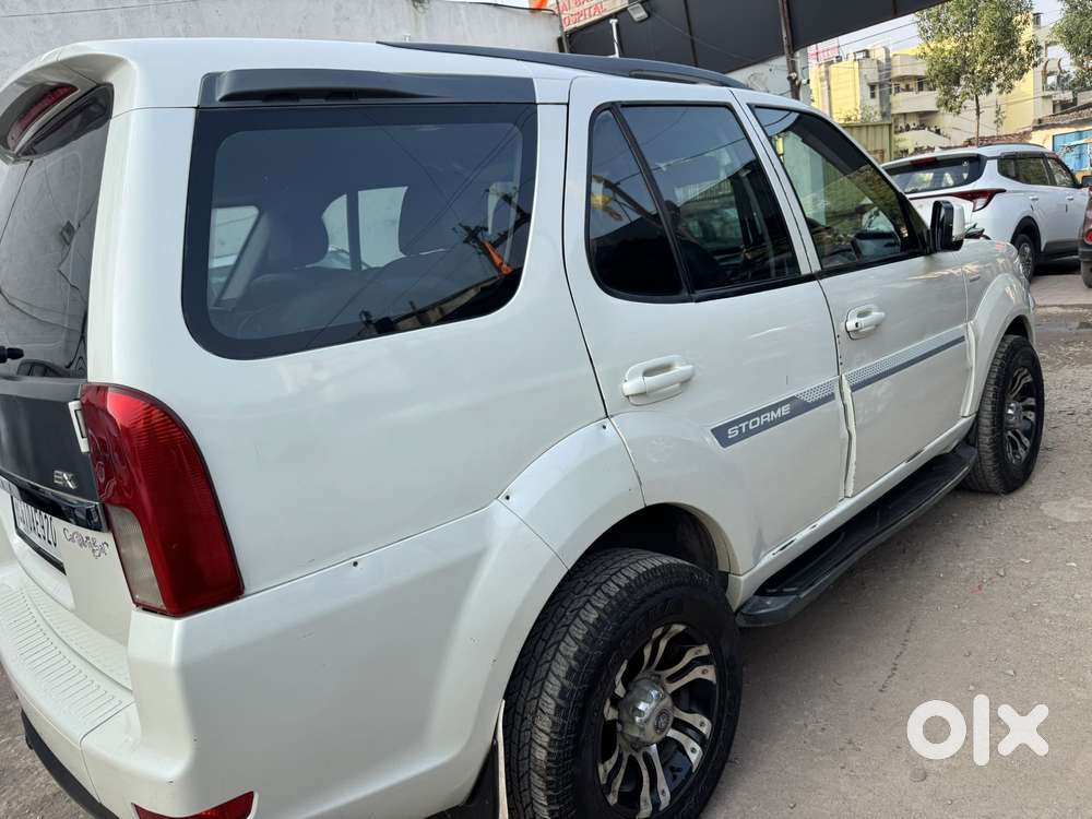 Tata Safari Storme