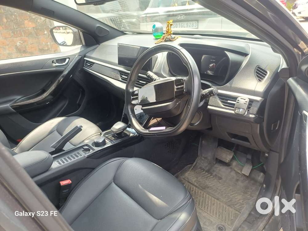 Tata Nexon Pure Plus (s) Petrol Amt, 2025, Petrol