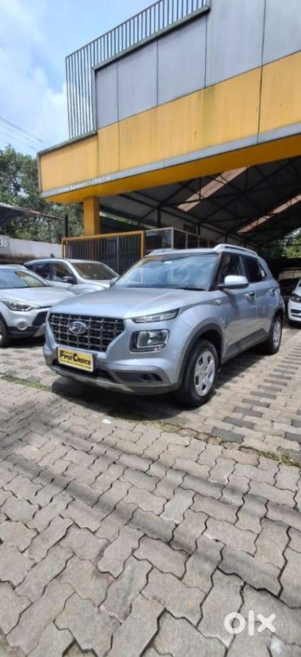 Hyundai Venue S Turbo, 2019, Petrol