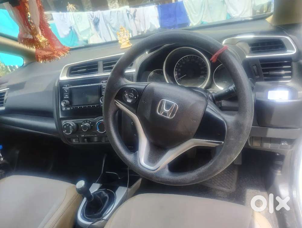 Honda Jazz 2017 Petrol 196600 Km Driven