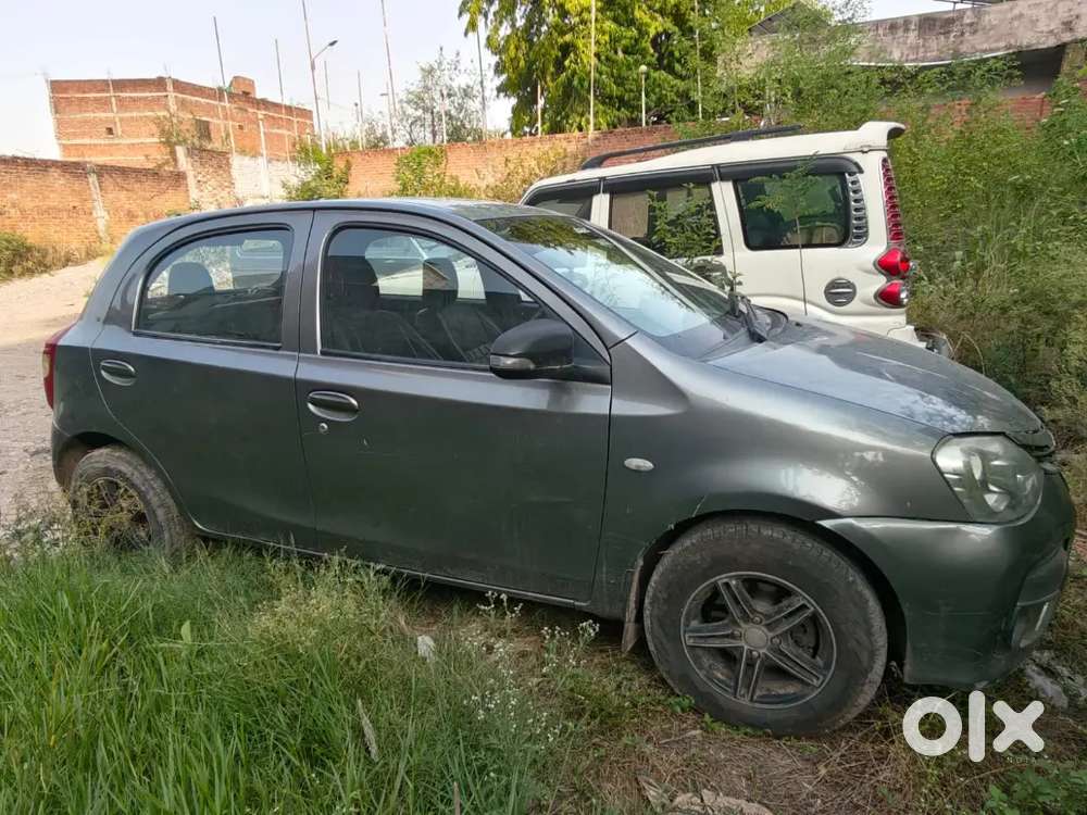 Toyota Etios डीज़ल मैनुअल 2013