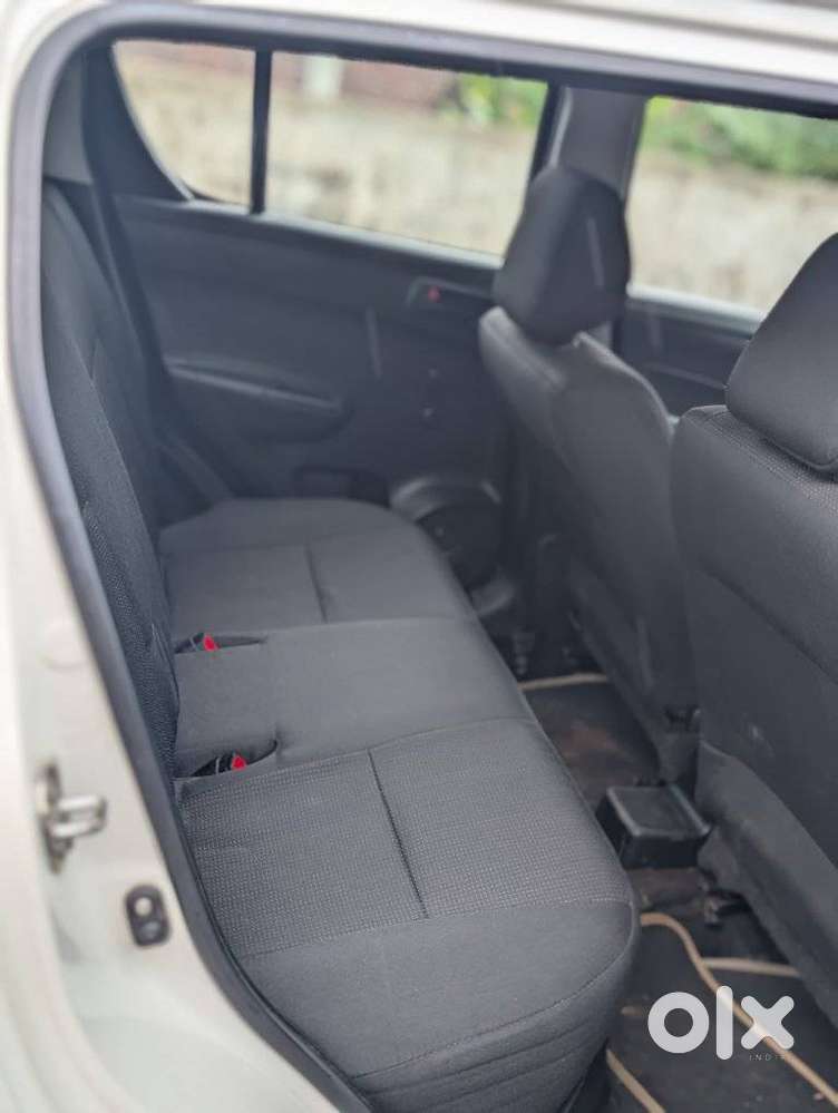 Maruti Suzuki Swift 2011-2014 Lxi, 2013, Petrol