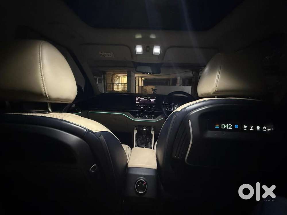 2022 Kia Carens Luxury Plus Diesel