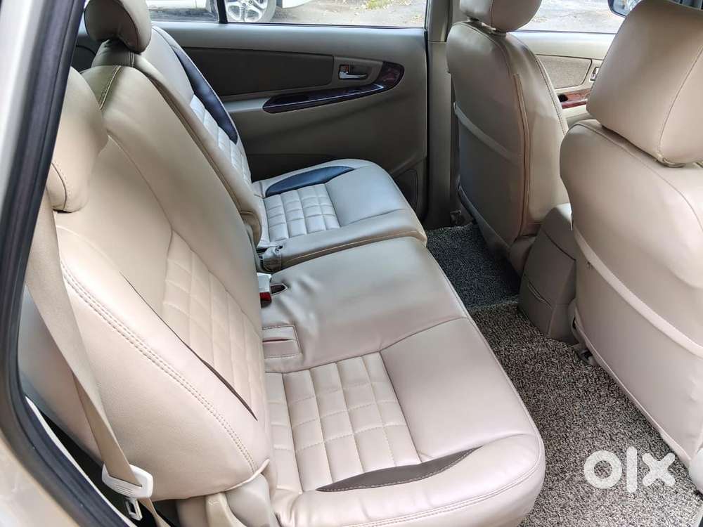 Toyota Innova 2.5 V 7 Str, 2012, Diesel