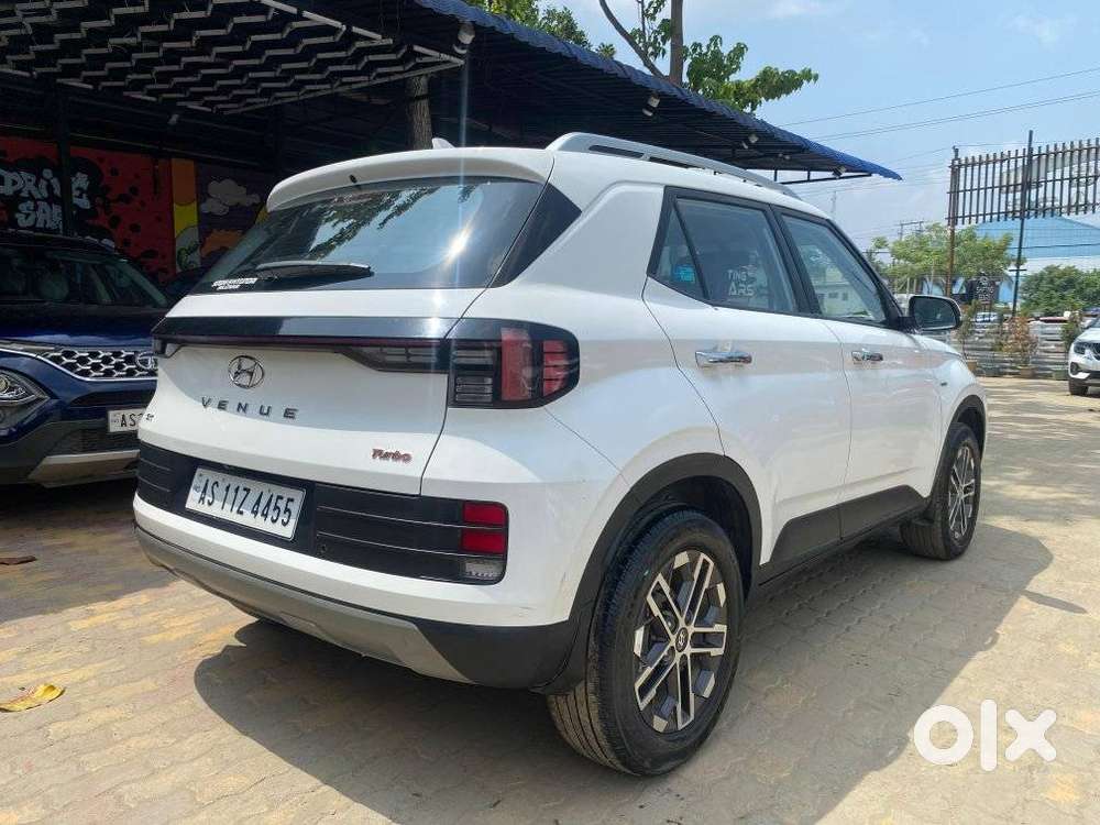 Hyundai Venue 1.0 Sx (o) Turbo Dct, 2023, Petrol