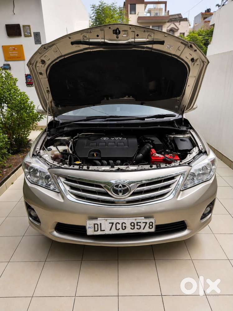Toyota Corolla Altis [ ] 1.8 Vl At, 2013, Petrol