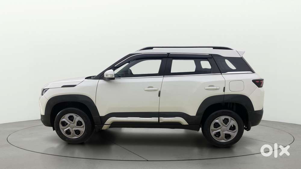 Maruti Suzuki Vitara Brezza 1.5 Vxi At, 2023, Petrol