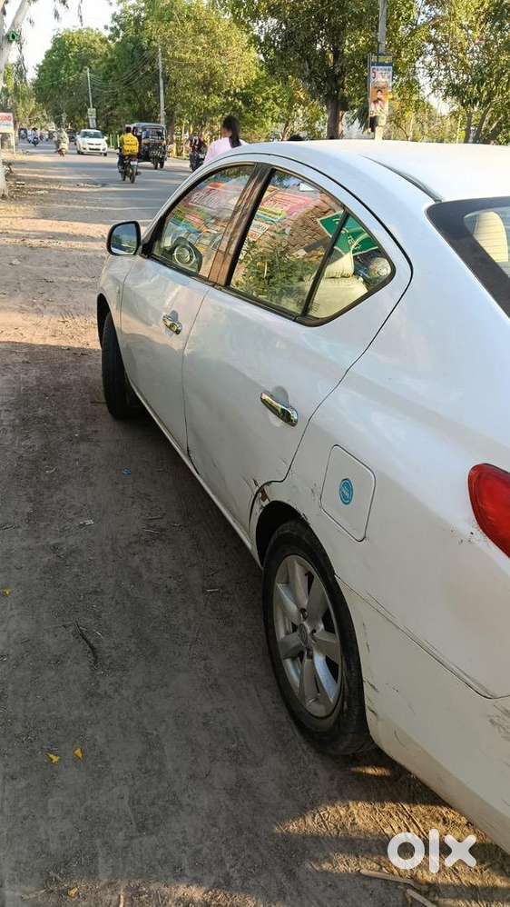 Nissan Sunny Xv Top Variant Model For Sale Well Maintained