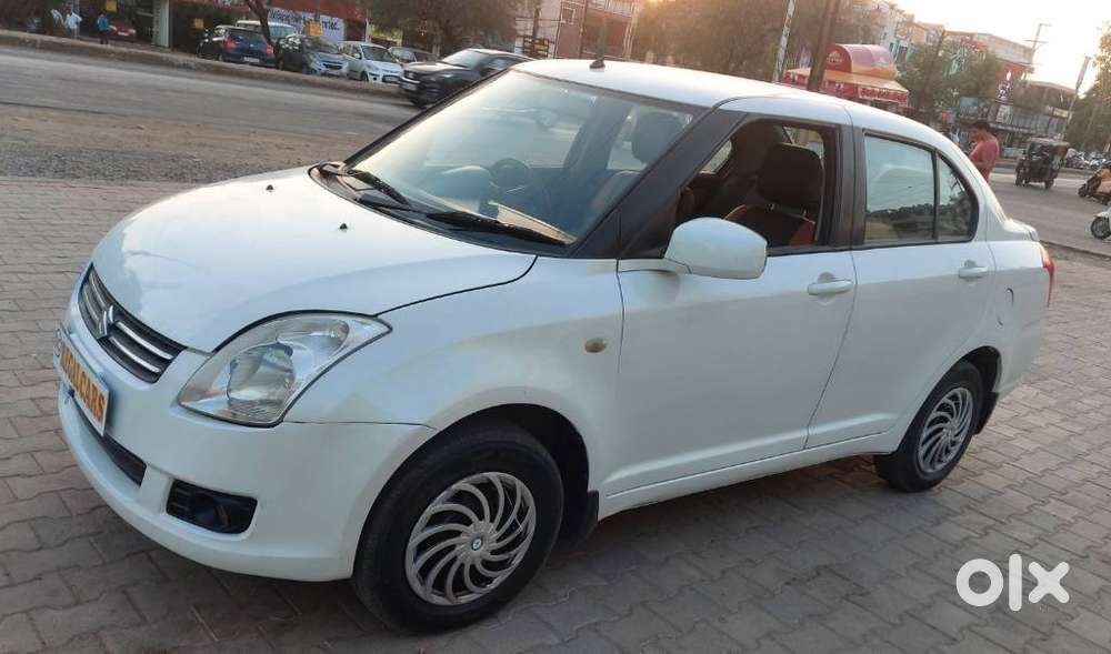 Maruti Suzuki Swift Dzire 1.2 Vxi Bsiv, 2011, Petrol