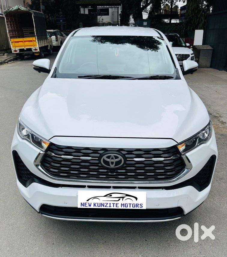 Toyota Innova Hycross 2.0 Vx Hybrid 7 Str, 2024, Petrol