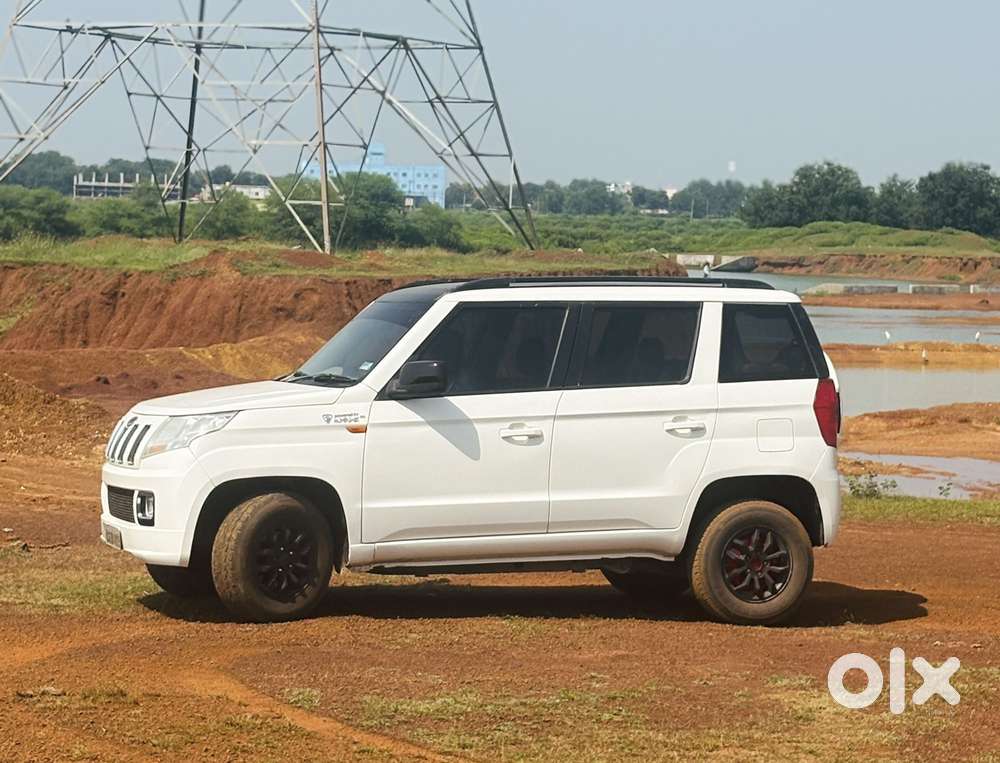 Mahindra Tuv 300 Mhawk100 T8, 2018, Diesel