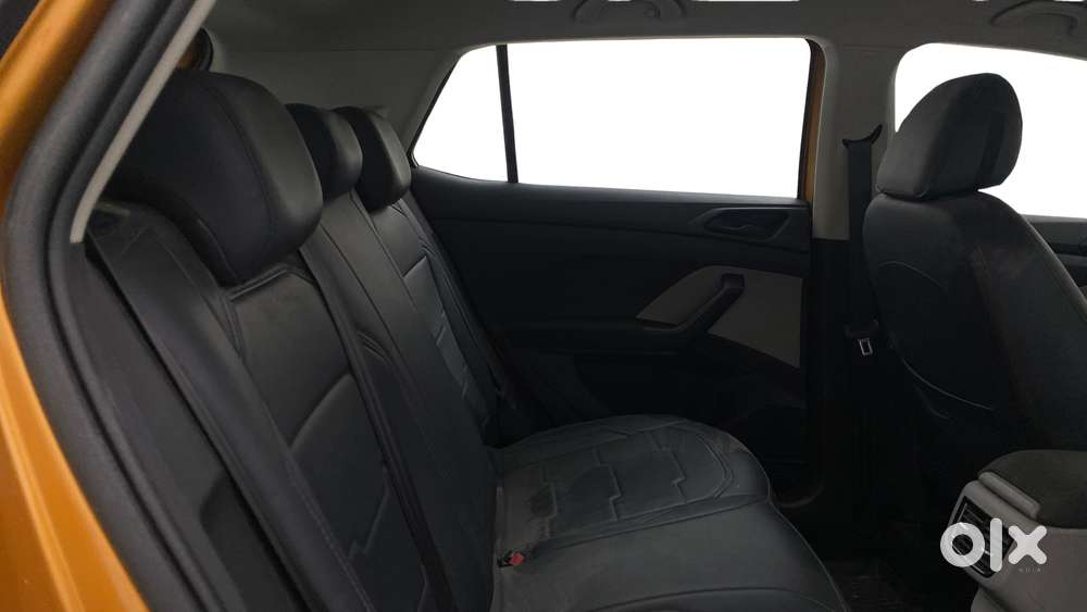 Skoda Kushaq 1.0 Tsi Active, 2022, Petrol