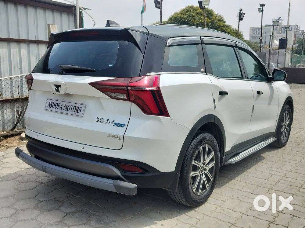 Mahindra Xuv700 2.2 Ax 7 Diesel Mt Luxury Pack Str, 2025, Diesel