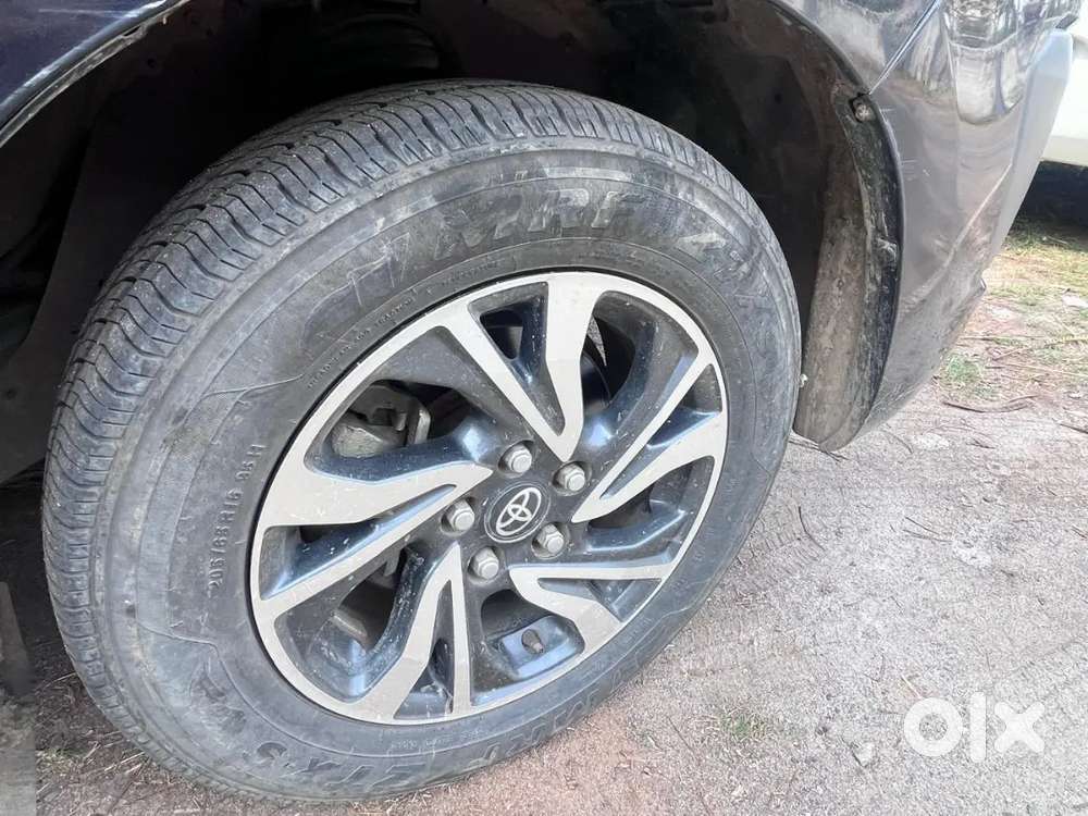 Toyota Innova Crysta 2021 Diesel 47000 Km Driven