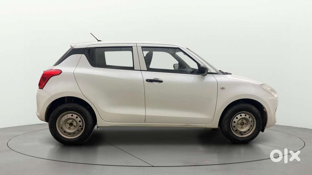 Maruti Suzuki Swift Vvt Lxi, 2022, Petrol