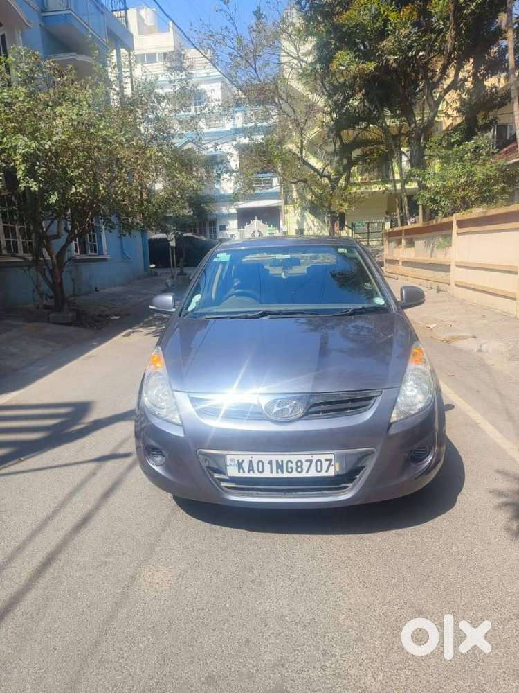 Hyundai I20 2010-2012 1.2 Sportz, 2011, Petrol