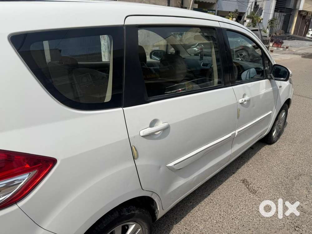Maruti Suzuki Ertiga 2016 Diesel 97800 Km Driven