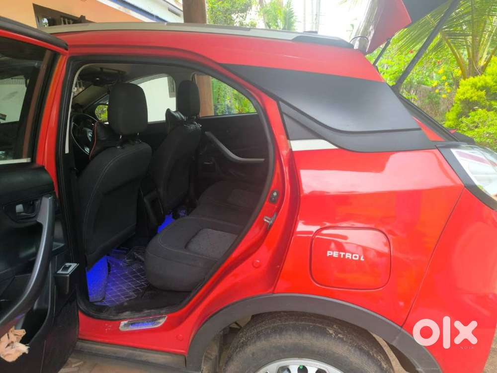 Nexon Petrol Manual 2020 Ending,  Single Owner 73000 Kms Run