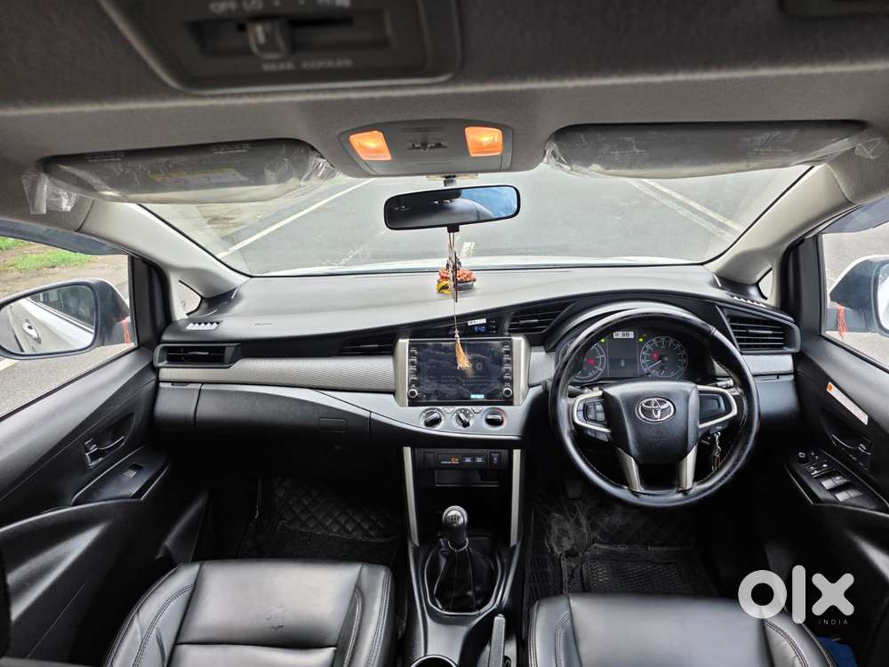 Toyota Innova Crysta 2.4 G Mt 7 Str, 2022, Diesel